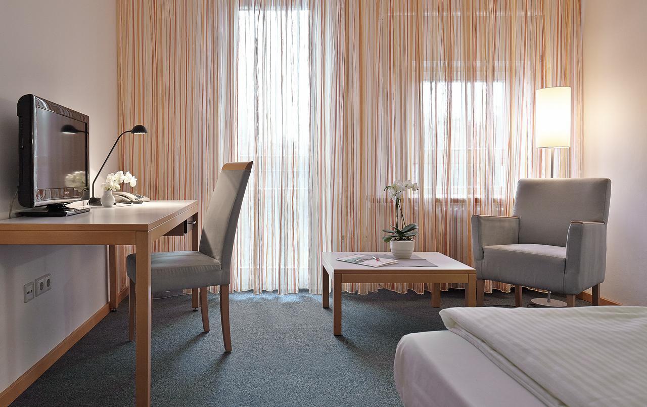 Bfwhotel Und Tagungszentrum Nuremberg Bagian luar foto